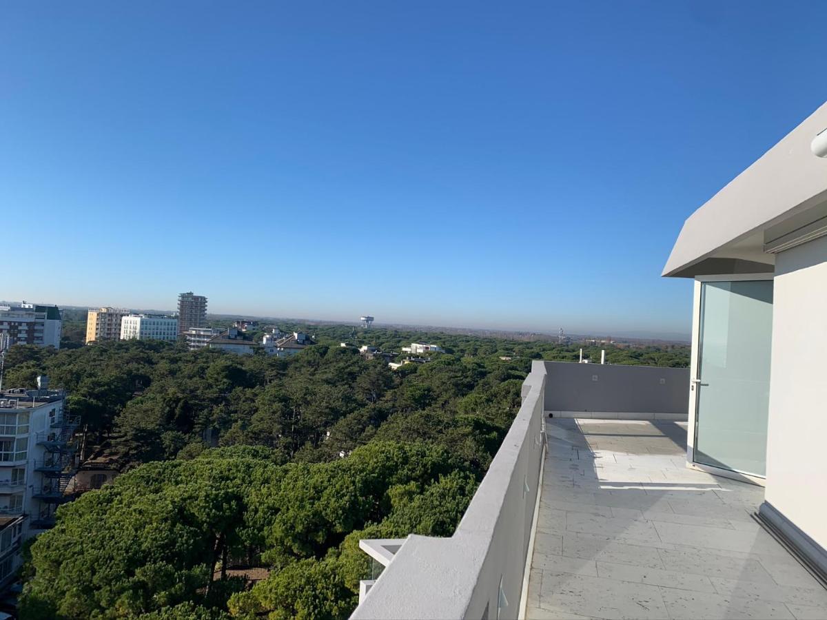 Penthouse Bellavista Daire Lignano Sabbiadoro Dış mekan fotoğraf