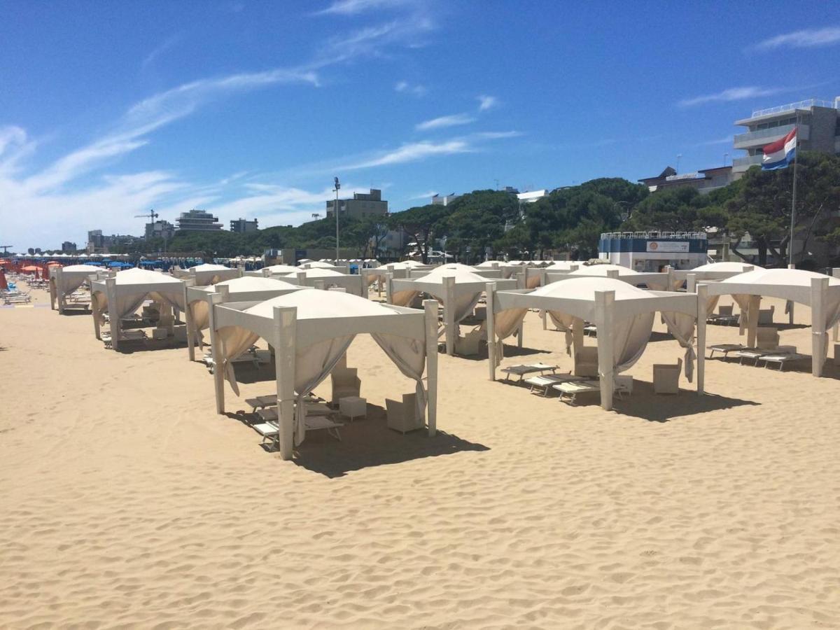 Penthouse Bellavista Daire Lignano Sabbiadoro Dış mekan fotoğraf